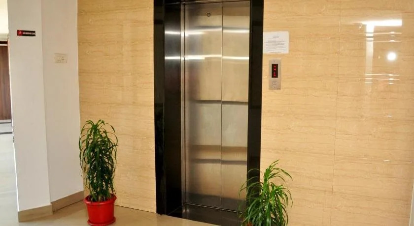 Hotel Mayur Residency
