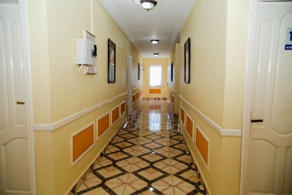 Hills Haven Hotel