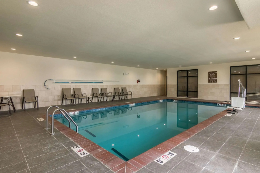 Comfort Suites Fairgrounds West