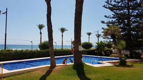 1ª linea de Playa Mucha vista, Belvedere