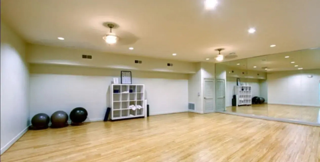 Luxury Living at City Center Houston