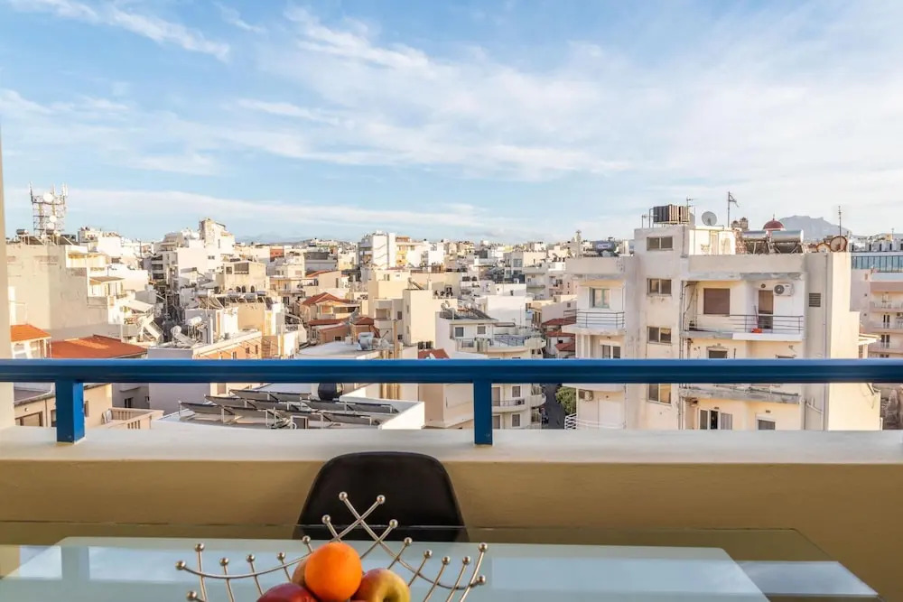 Sky 7 View Apartment