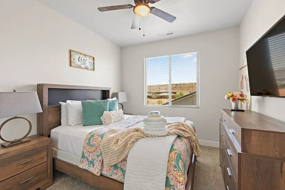 Above Parr - Pet Friendly! 5 Bedroom Home