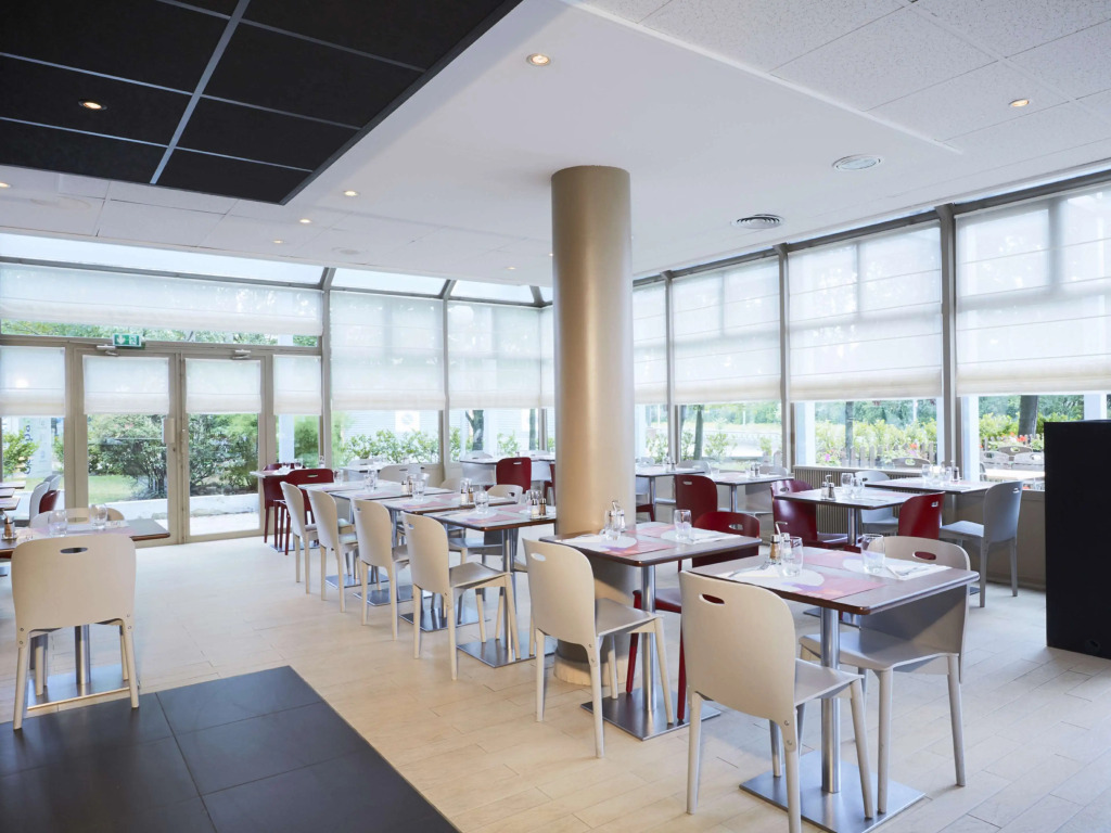 Campanile PRIME - Paris Bobigny