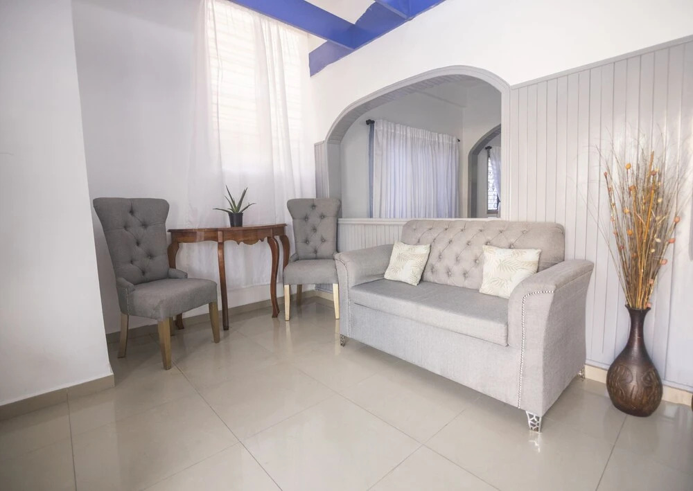 Caribbean Queen Hotel