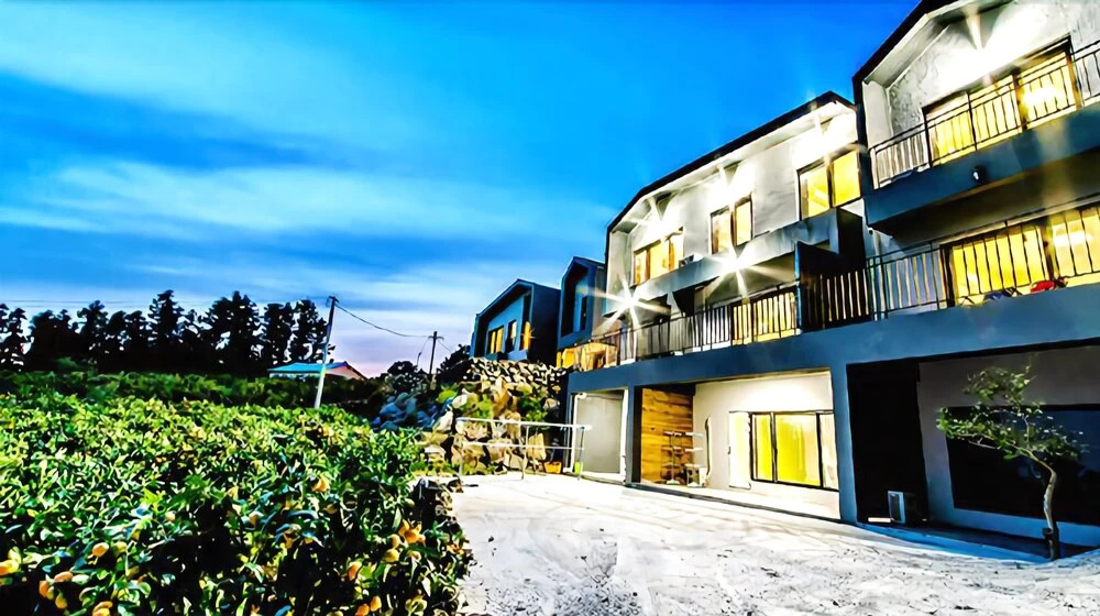 Seogwipo Wemerang Pension