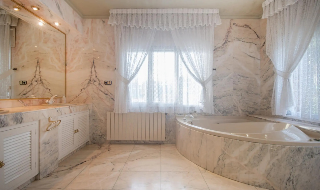 Bfa 1 - Casa Con Piscina, Pista De Tenis, Jardin,