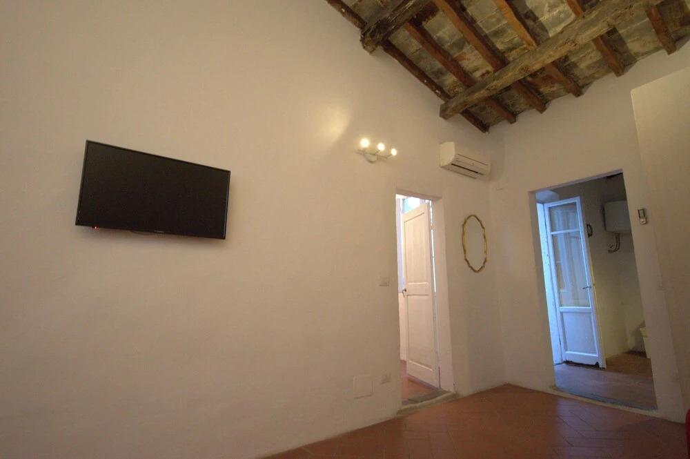 Prestige House Arno River