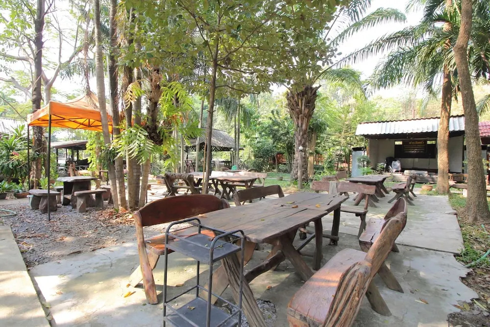 OYO 476 Ban Rimnam Resort