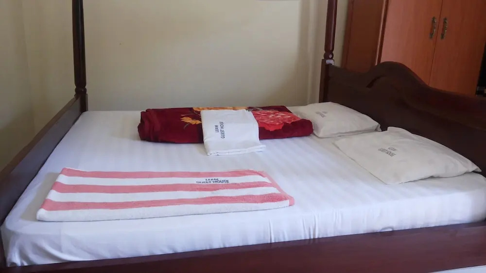 Leam Guesthouse