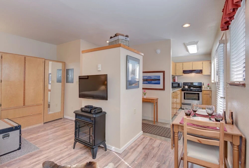 Powder Village Condo 8-B by Village Properties at Sunriver