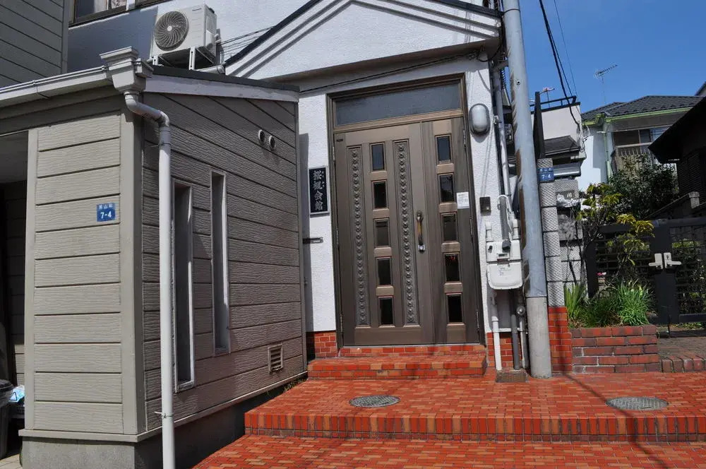 Ofu Jyoshi Kaikan 1st building - Caters to Women (только для женщин)