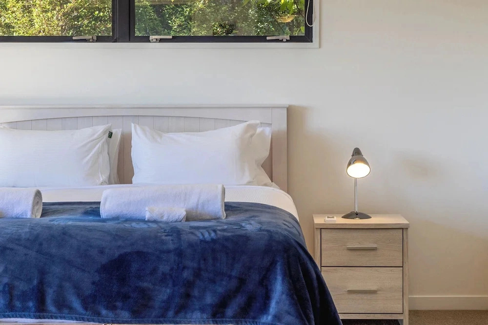 Hekereua Heights - Spa & Ocean Views
