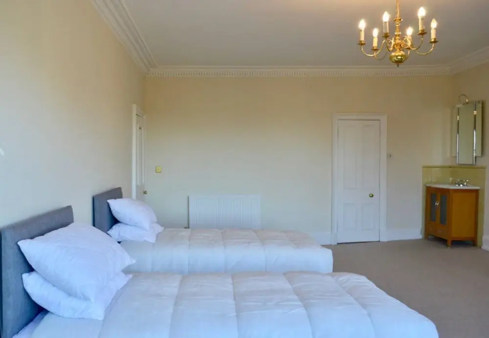 Incredible Edinburgh Penthouse Apartment With Roof Terrace