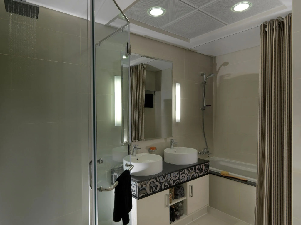 DAMAC Maison Mall Street