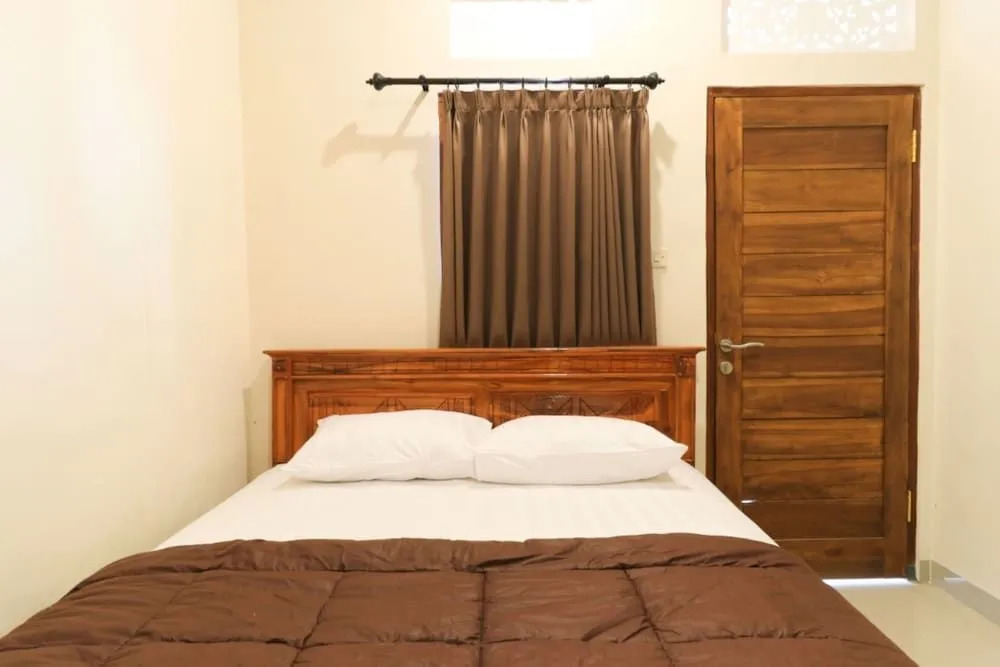 Dira Guest House