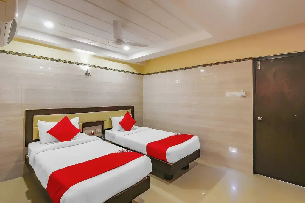 Nine Star Hotel