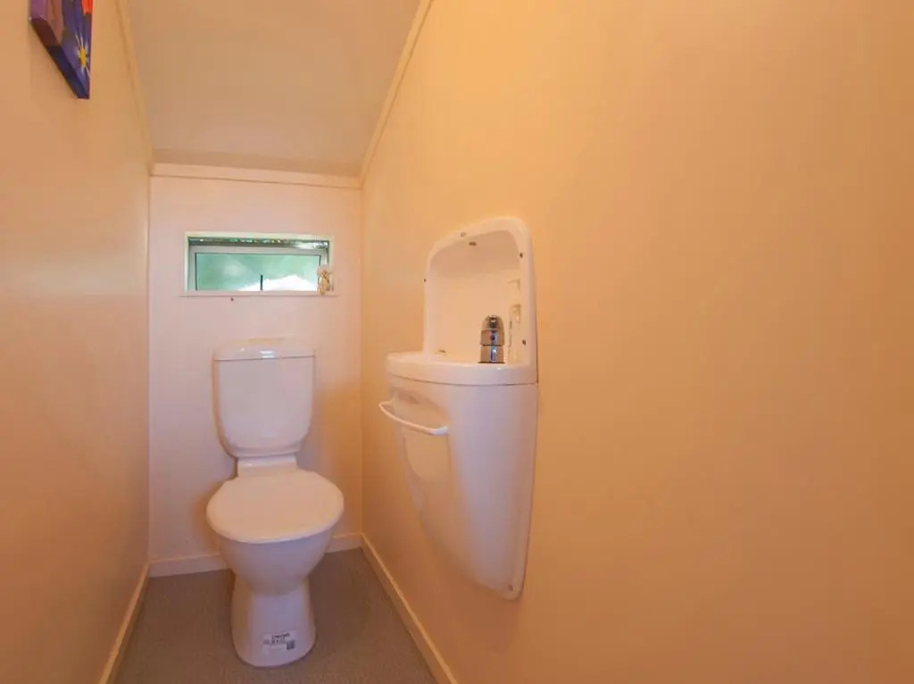 Coro Beach Haven - Hahei Holiday Home