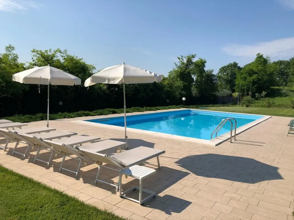Villa Gasco - 7 Sleeps With Pool in Pacengo di Lazise