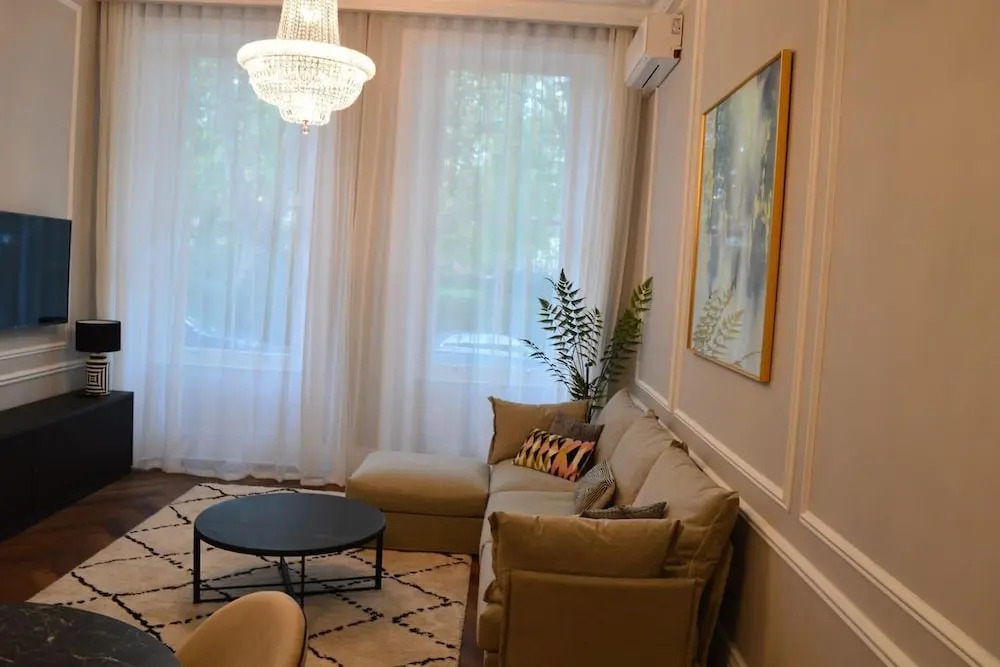 Stunning 2 Bedroom Apartment in London's Chelsea
