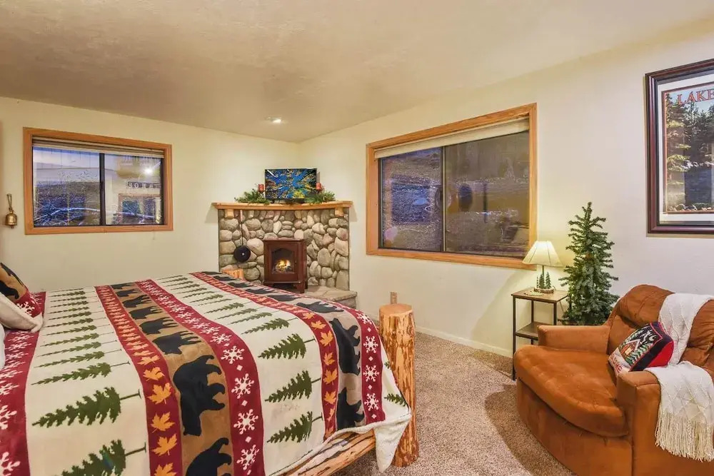 Tahoe Pines Cabin