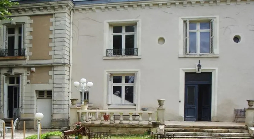 Chambres dHôtes Château de la Marbelliere