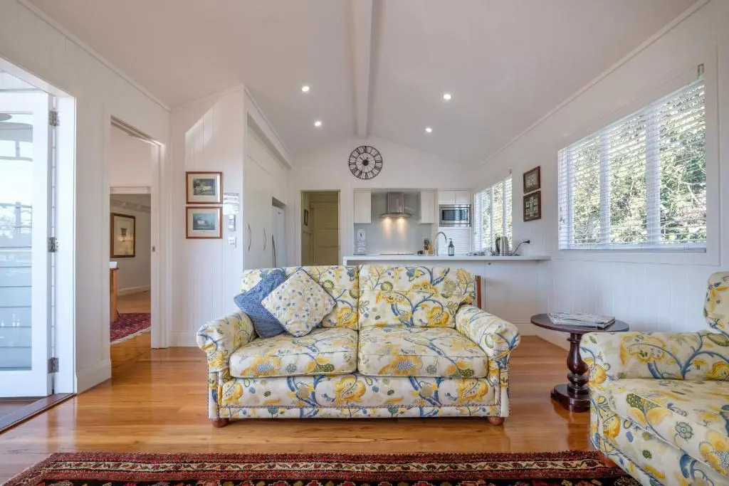 Central Cottage