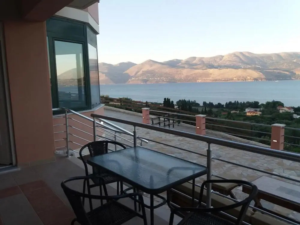 Loggos view apartments