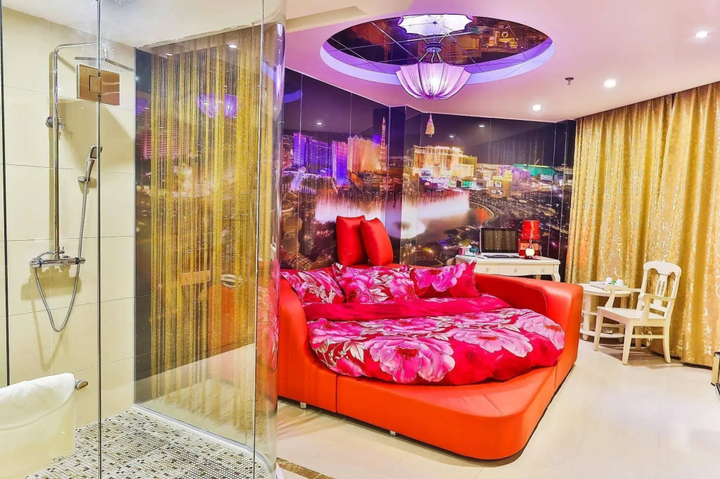 Liyang Vegas Theme Hotel