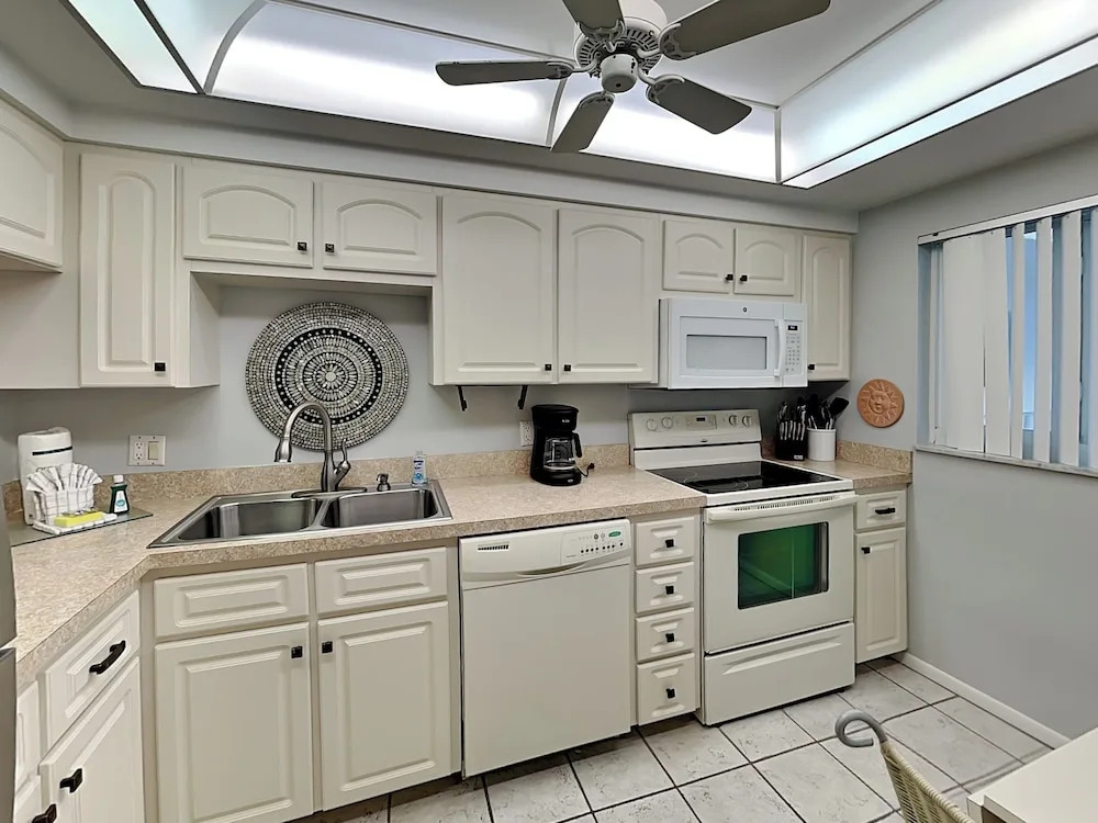 Sand Caper by Distinctive Beach Rentals