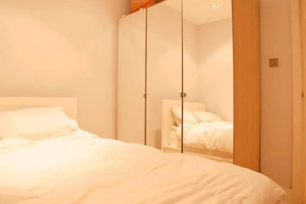 Cosy 1 Bed Basement Flat in Shepherds Bush