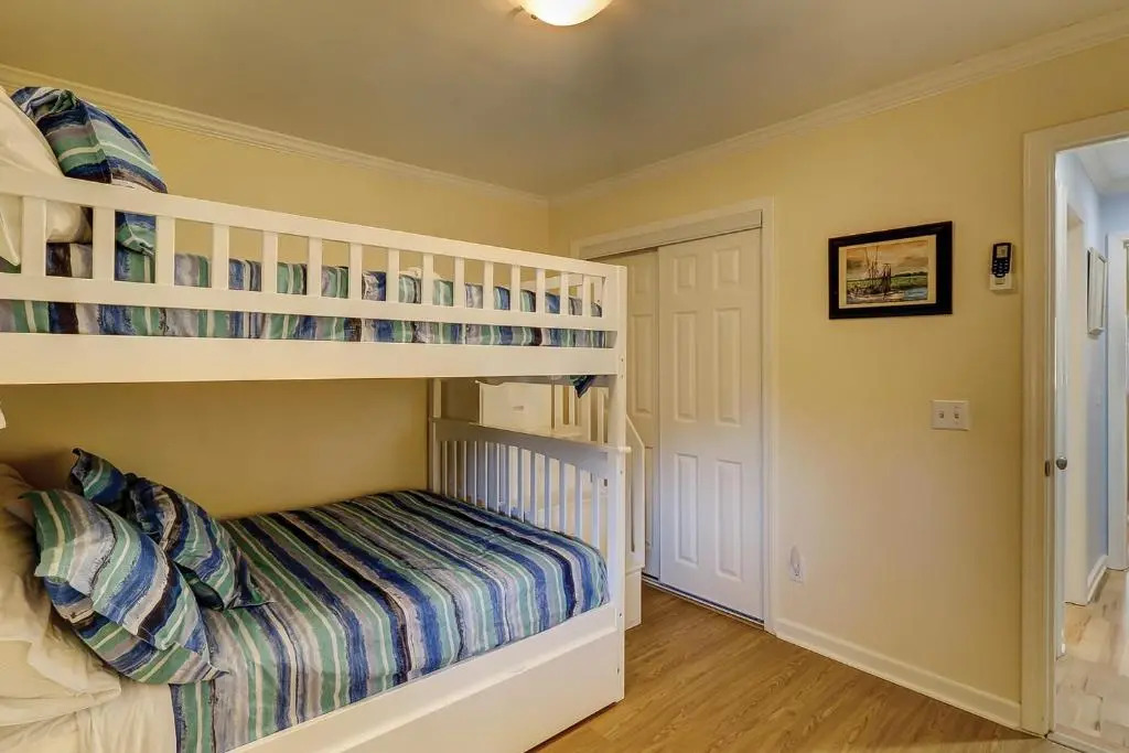 3B Beachwood Forest Beach 2 BR Oceanview