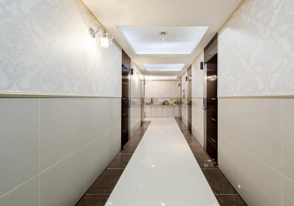 Chloe Hostel