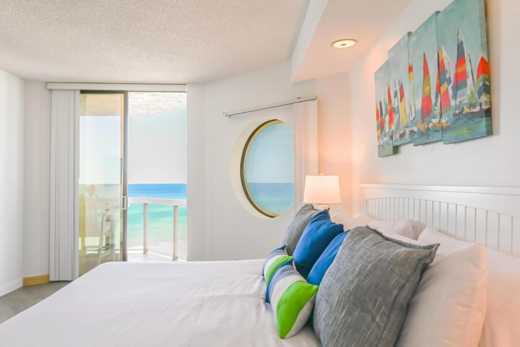 Surfside 704 2BR 2BA flr 7 8