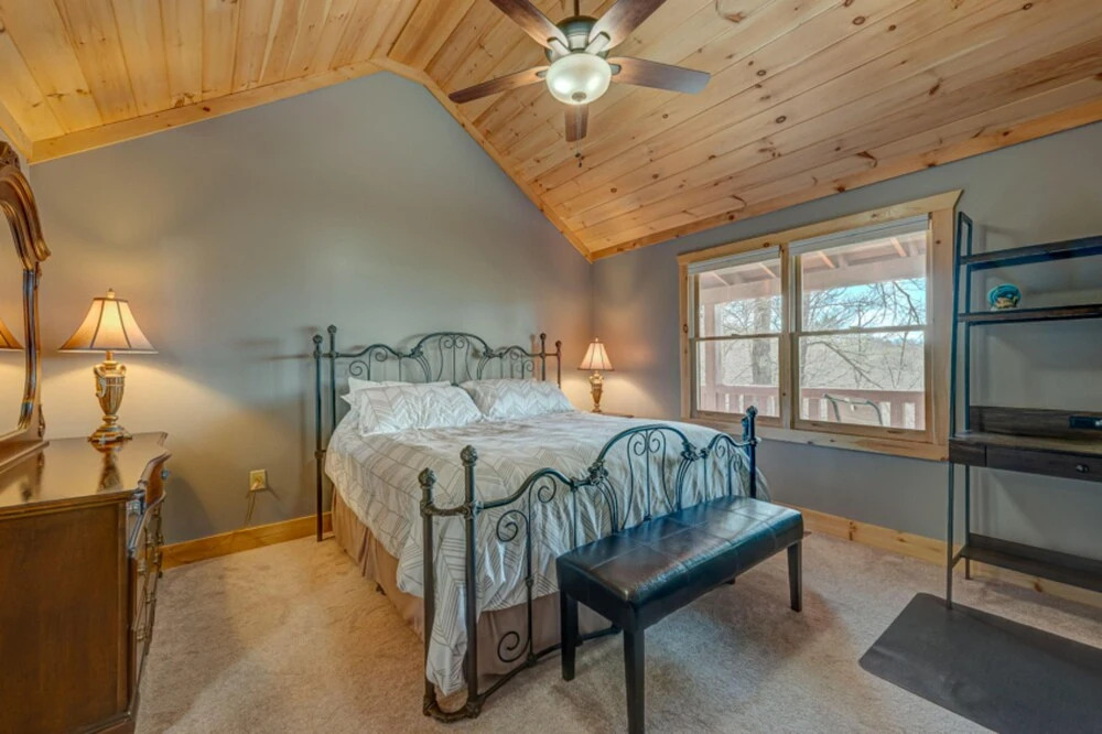 Sun's Cabin by Escape to Blue Ridge