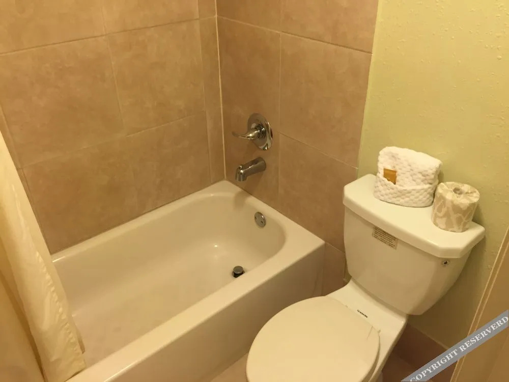 Sebring Inn