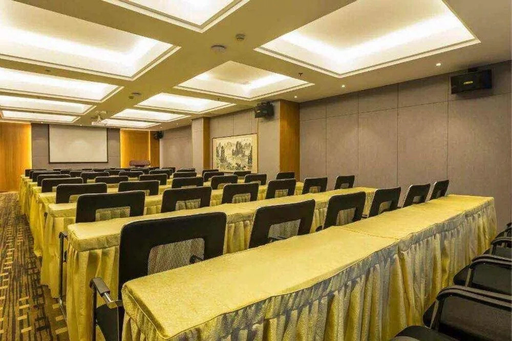 Relmax Hotel