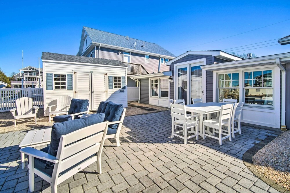 Waterfront Beach Haven West Home w/ Boat Dock