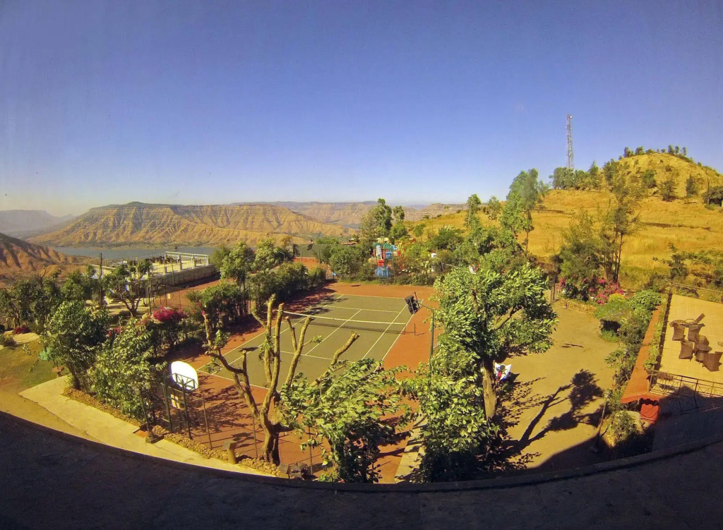 Ravine Hotel