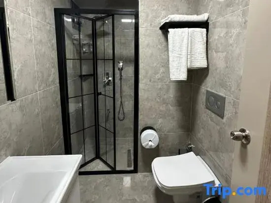 Parla Park Otel