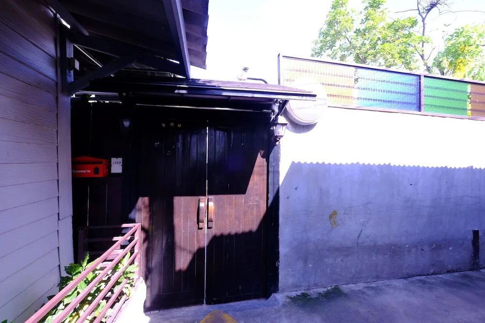 ADD Home Hostel