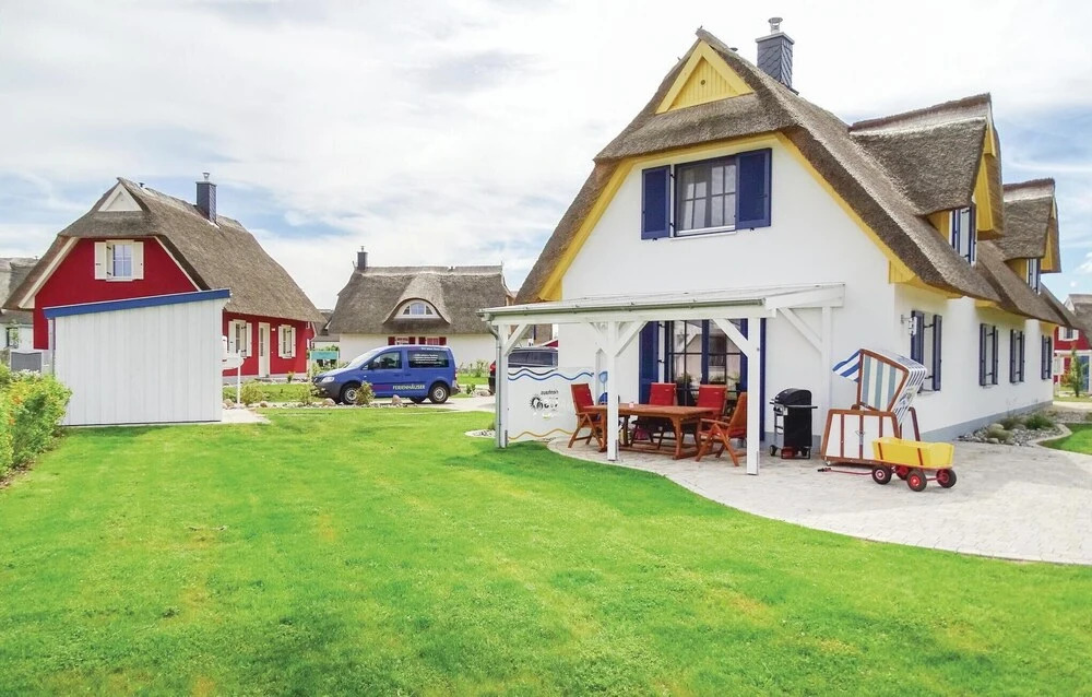 Cozy Home In Zierow Ot Poeler Drift