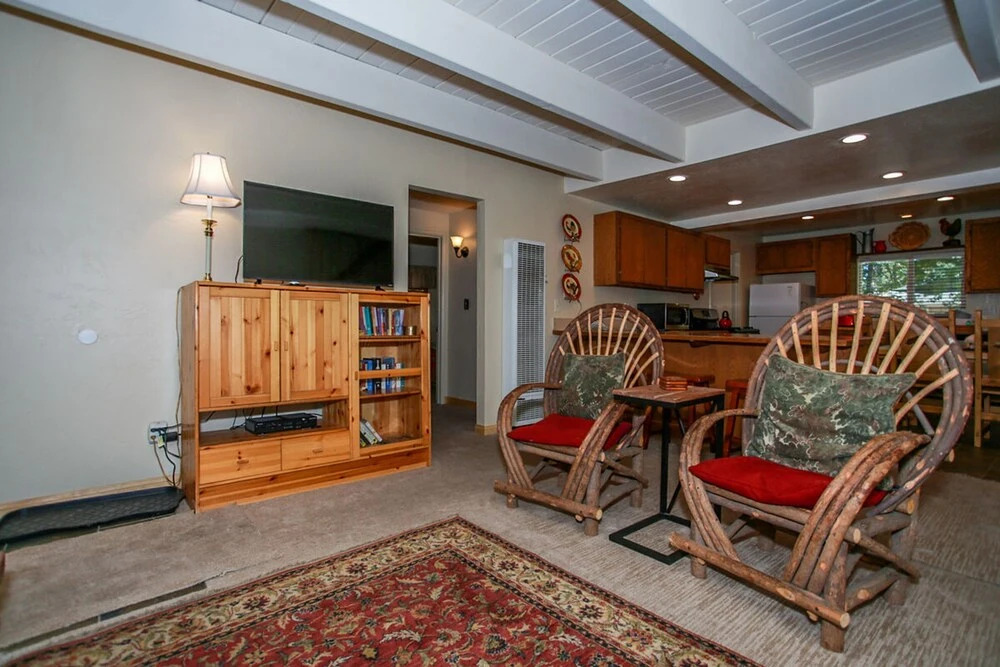 Red Door Cabin 1495 by RedAwning