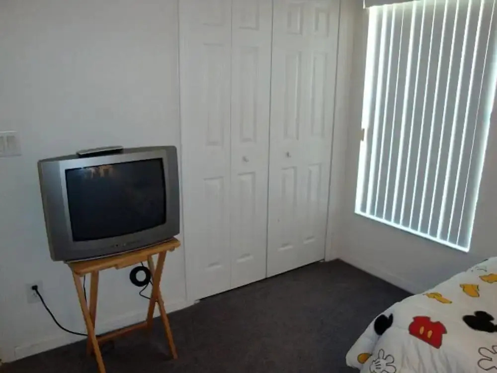 4BR 3BA Home in Indian Creek by CV-2673