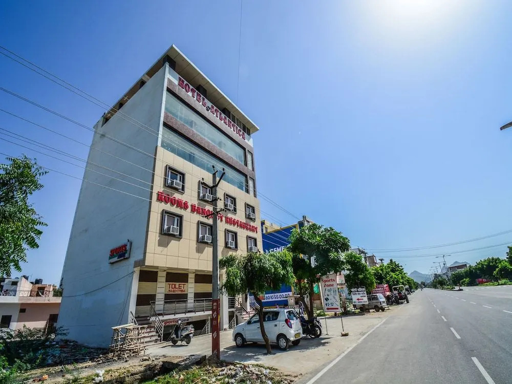 OYO 22205 Hotel Atlantica