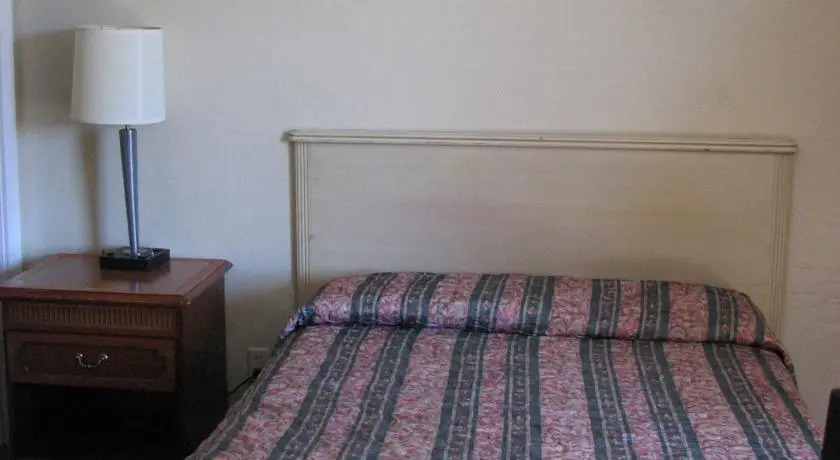 Budget Inn