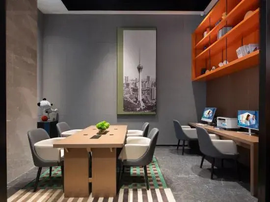 Hampton by Hilton Chengdu Railway North Station