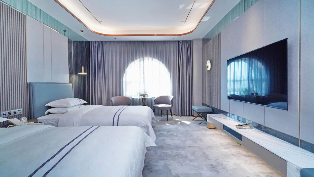 Royal International Hotel