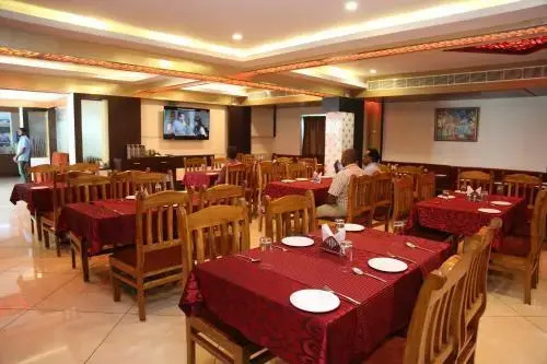 Hotel skml Grand