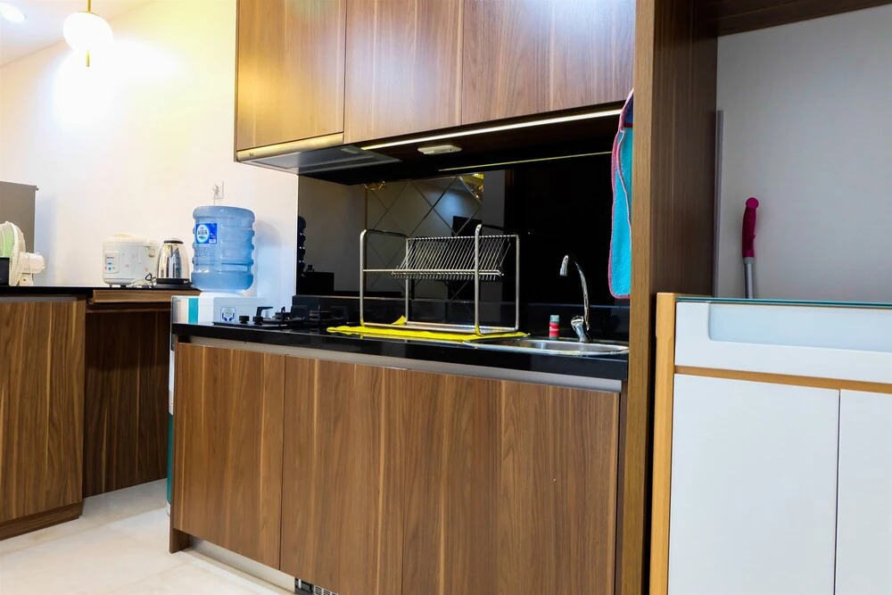 Modern and Homey 1BR L’Avenue Pancoran Apartment